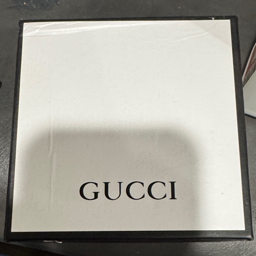 Gucci White and Black Gift Box